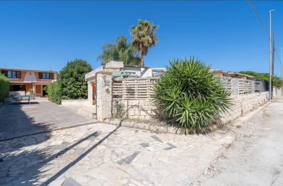 Villa Con Piscina Al Mare Ognina Exterior photo