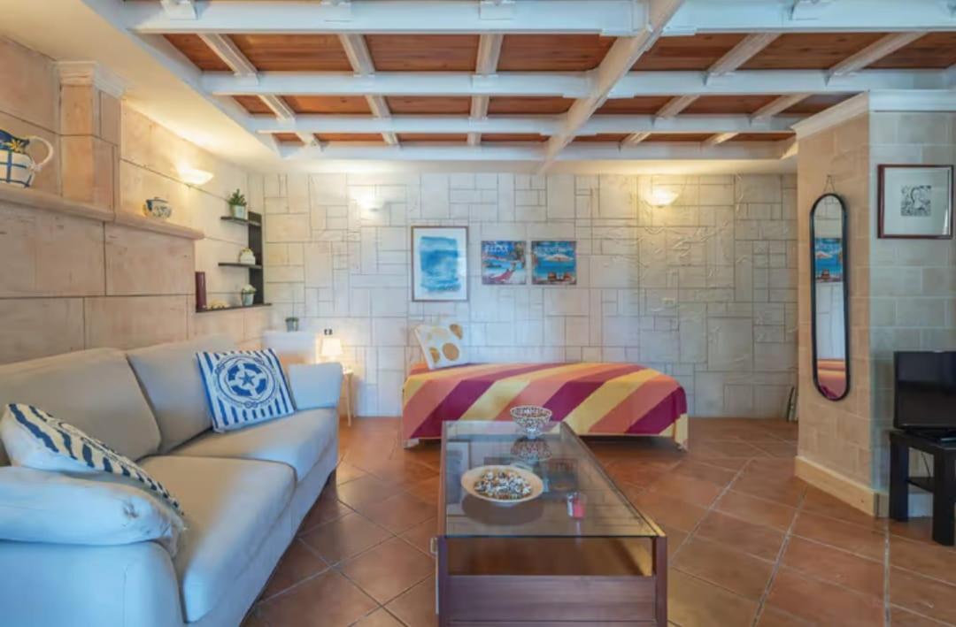 Villa Con Piscina Al Mare Ognina Exterior photo